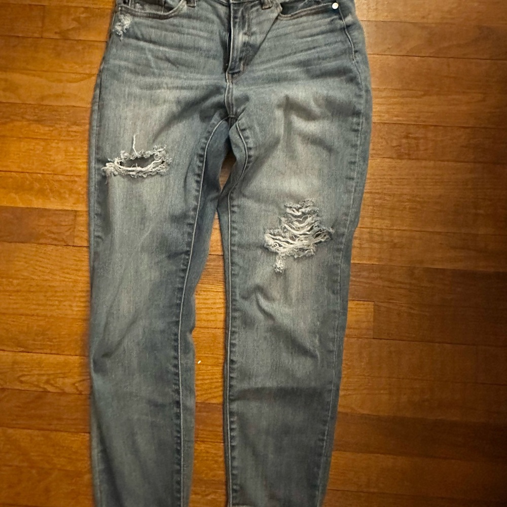 Judy Blue Boyfriend Distressed Blue Jeans